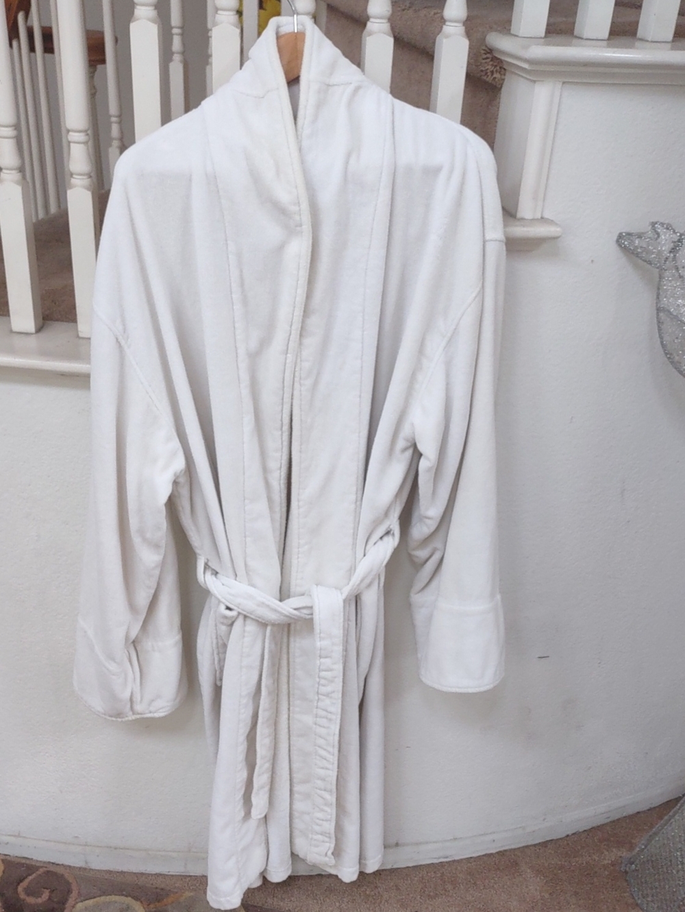White, Vintage Terry Cloth Bathrobe